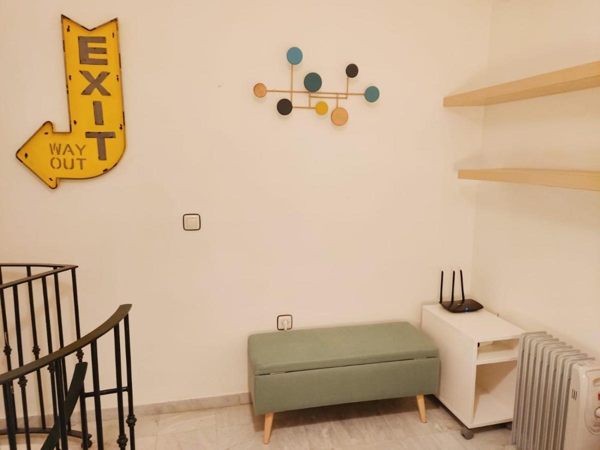 Homeyseville-duplex Con Terraza Santa Cruz 5 Pax, Parking Optional Apartment *